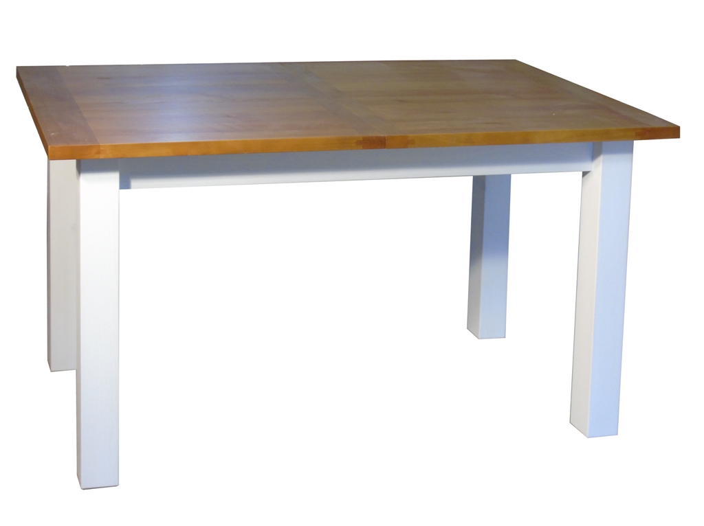 prosty stół z drewna
