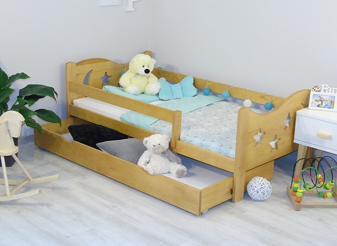 łóżeczka drewniane dla dzieci